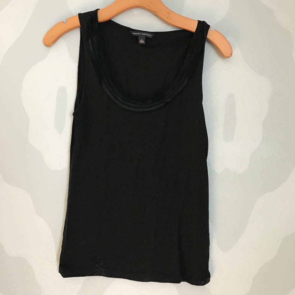 3 for $10! Banana Republic camisole